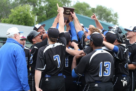 Reivers sweep their way to 18th JUCO World Series appearance!