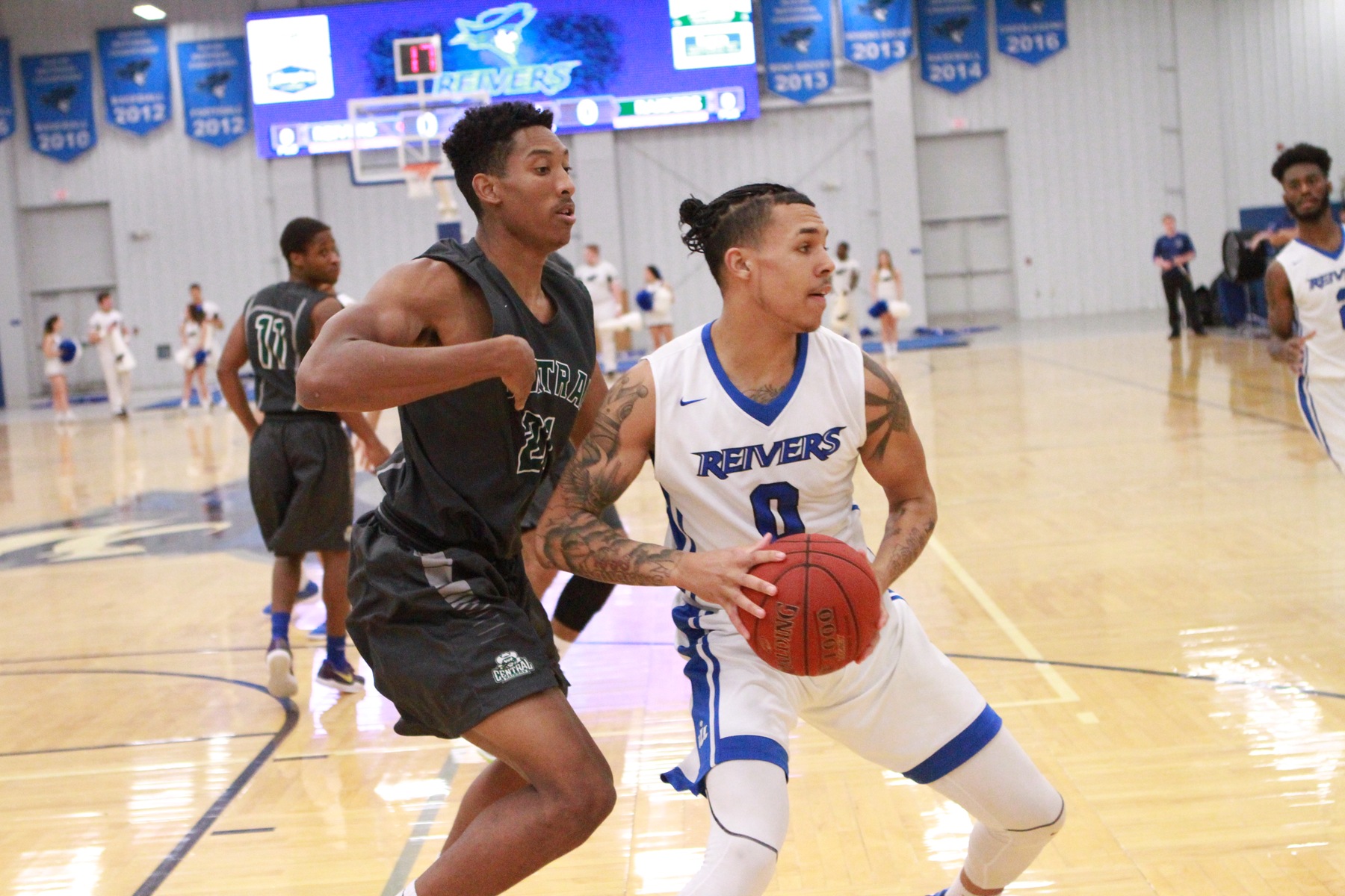 #21 Iowa Western's Isaiah Wade collected team highs in points (23) and rebounds (7) in the Reivers conference opener win over Marshalltown 87-74.