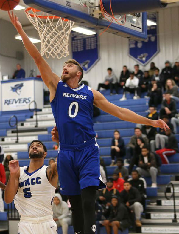 Parker Hazen and his Iowa Western Reiver teammates won their 10th game of the season and swept the season series with Southeast (NE) with a 80-71 road victory Tuesday (12/4/18) night.