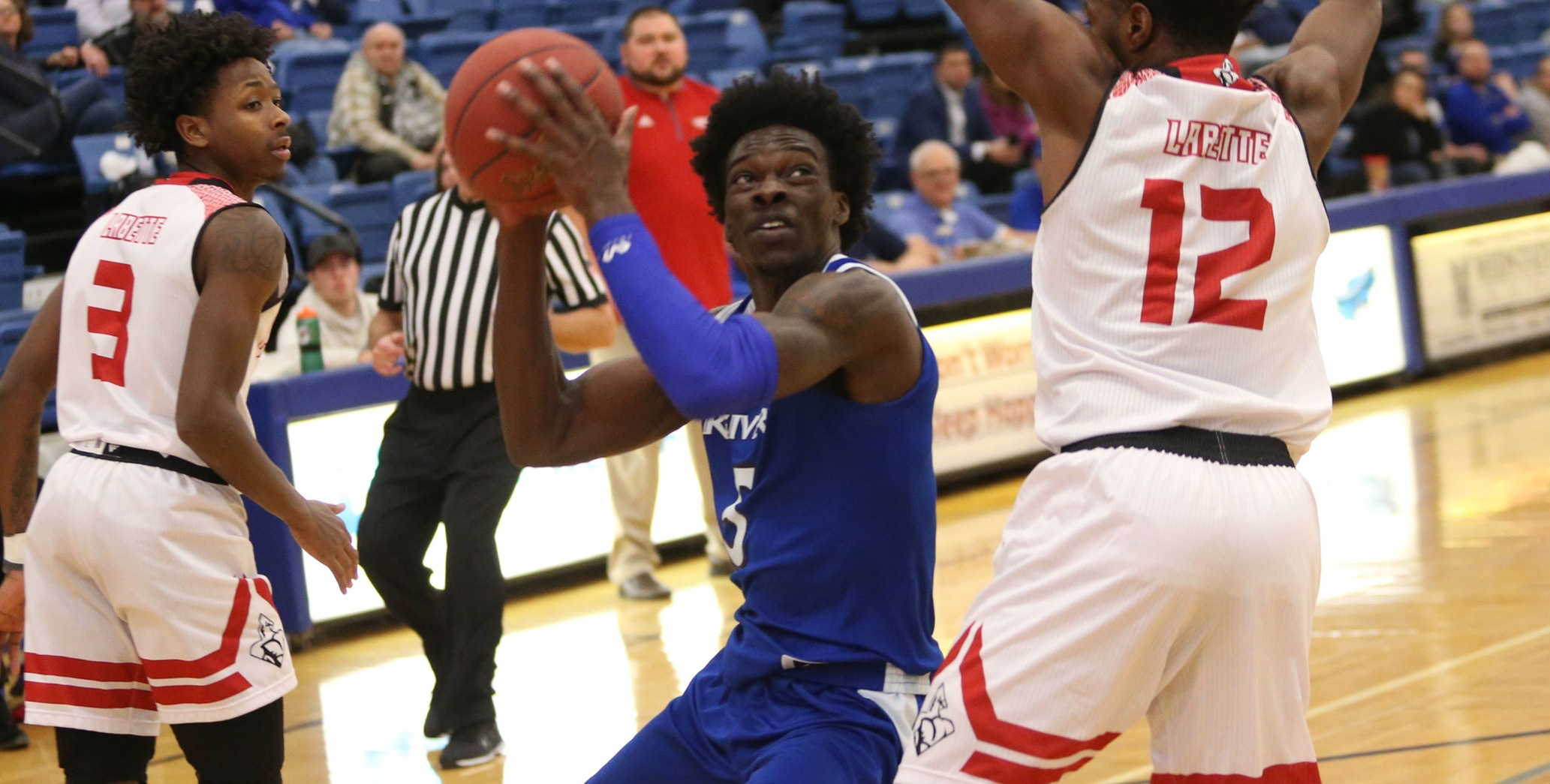Travon Broadway and his Iowa Western teammates collected their 15th win of the season with a 101-57 road victory Tuesday evening (1/15/19) in New Providence, IA.