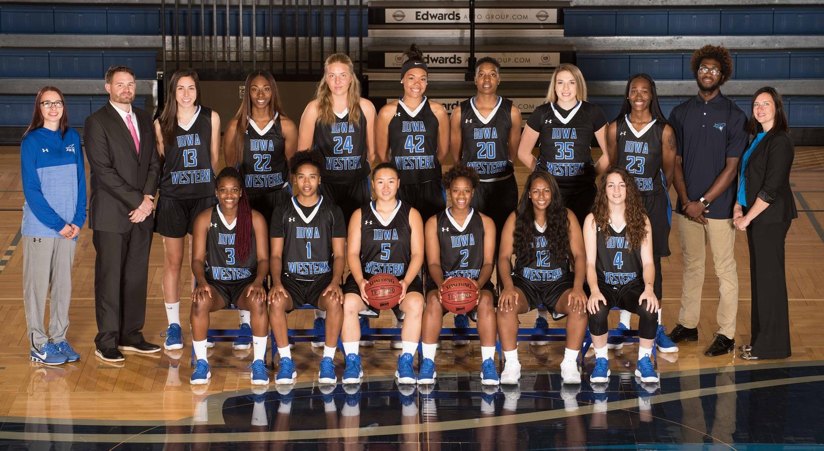 The 2017-2018 Reiver Women's Basketball Team concluded the 2018 semester with a 3.59 GPA.