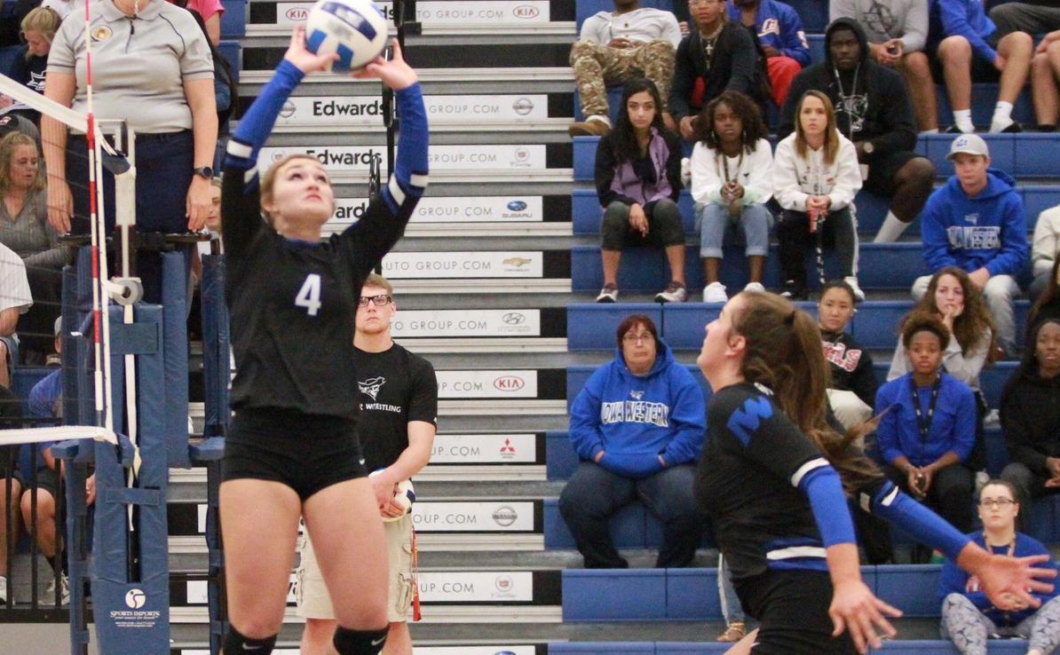 Reivers rally to beat Central CC in 5 sets