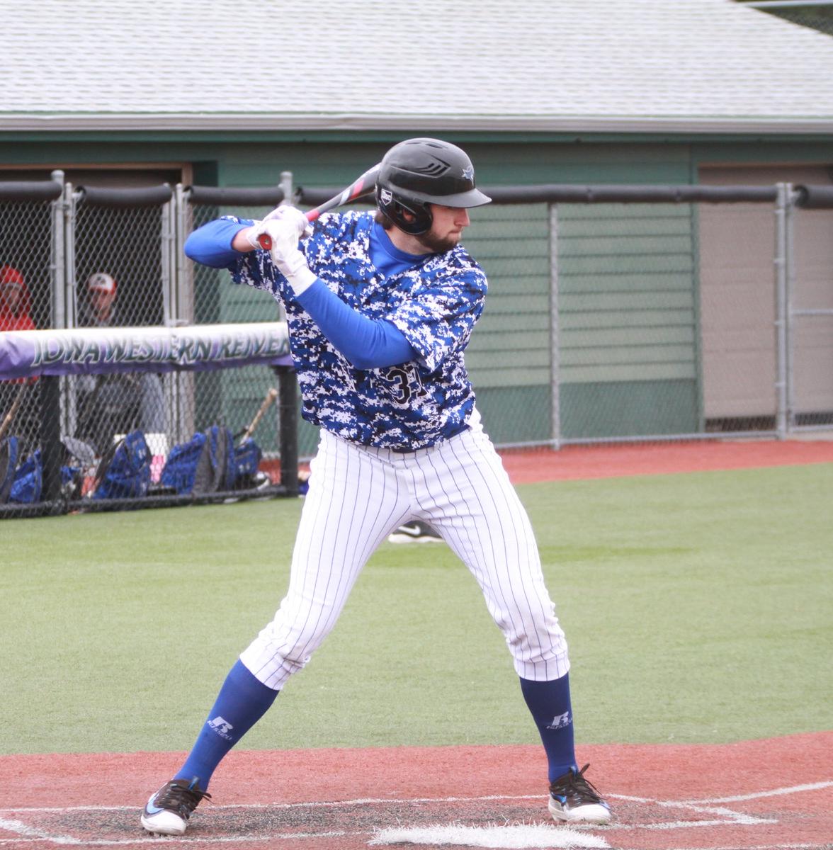 Bats Come Alive as Reivers Split with Crowder College