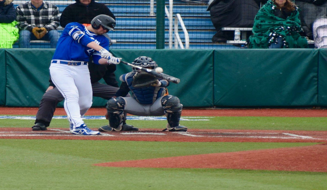 Reivers Take Conference Series from Marshalltown