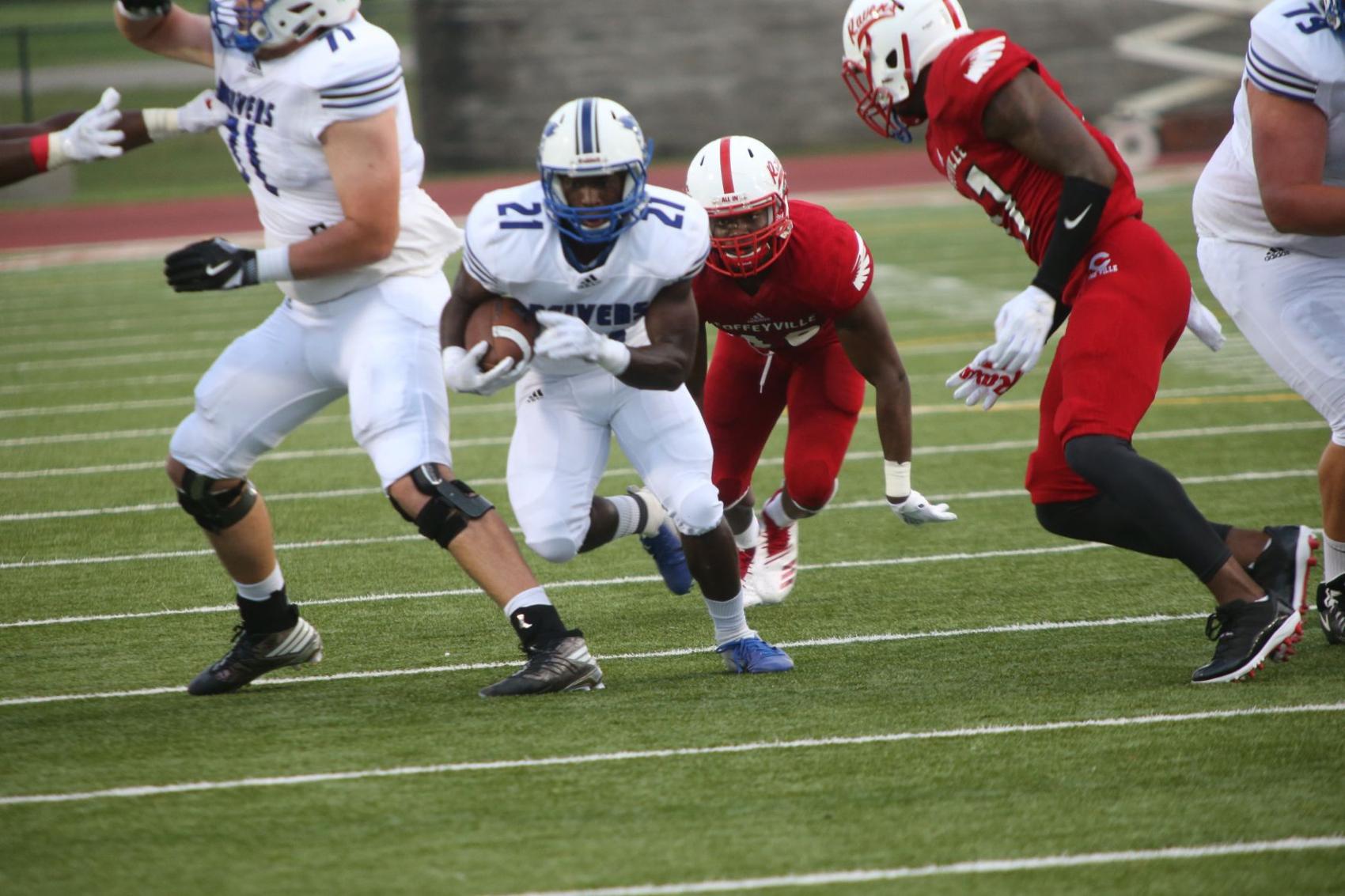T.J. Starks, Milton Sargbah spark second-ranked Iowa Western to season-opening victory