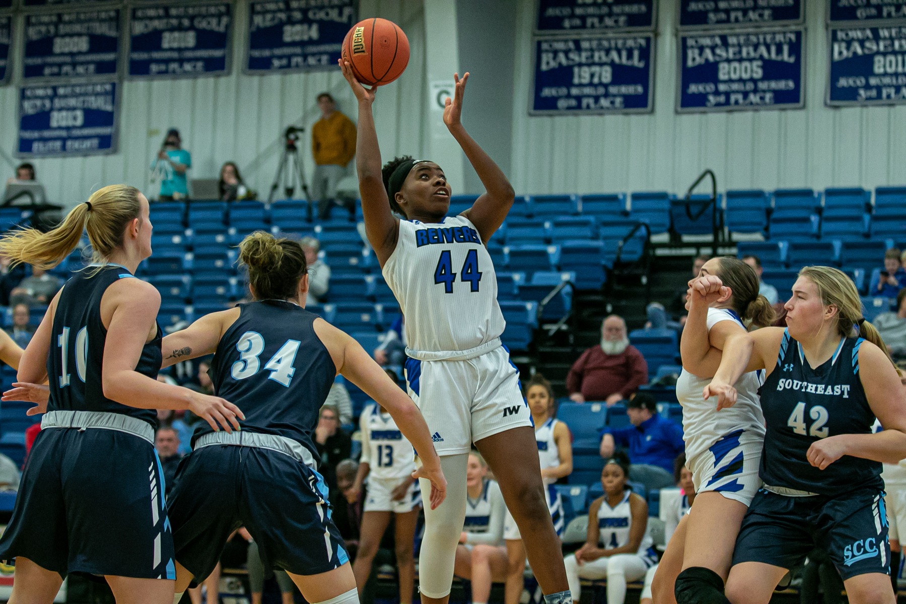 Reiver Women Protect Home Court, Remain Undefeated in 2020