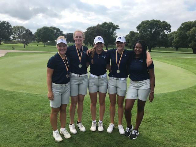 Women's Golf Finishes Strong in First Tournament Action of the Season