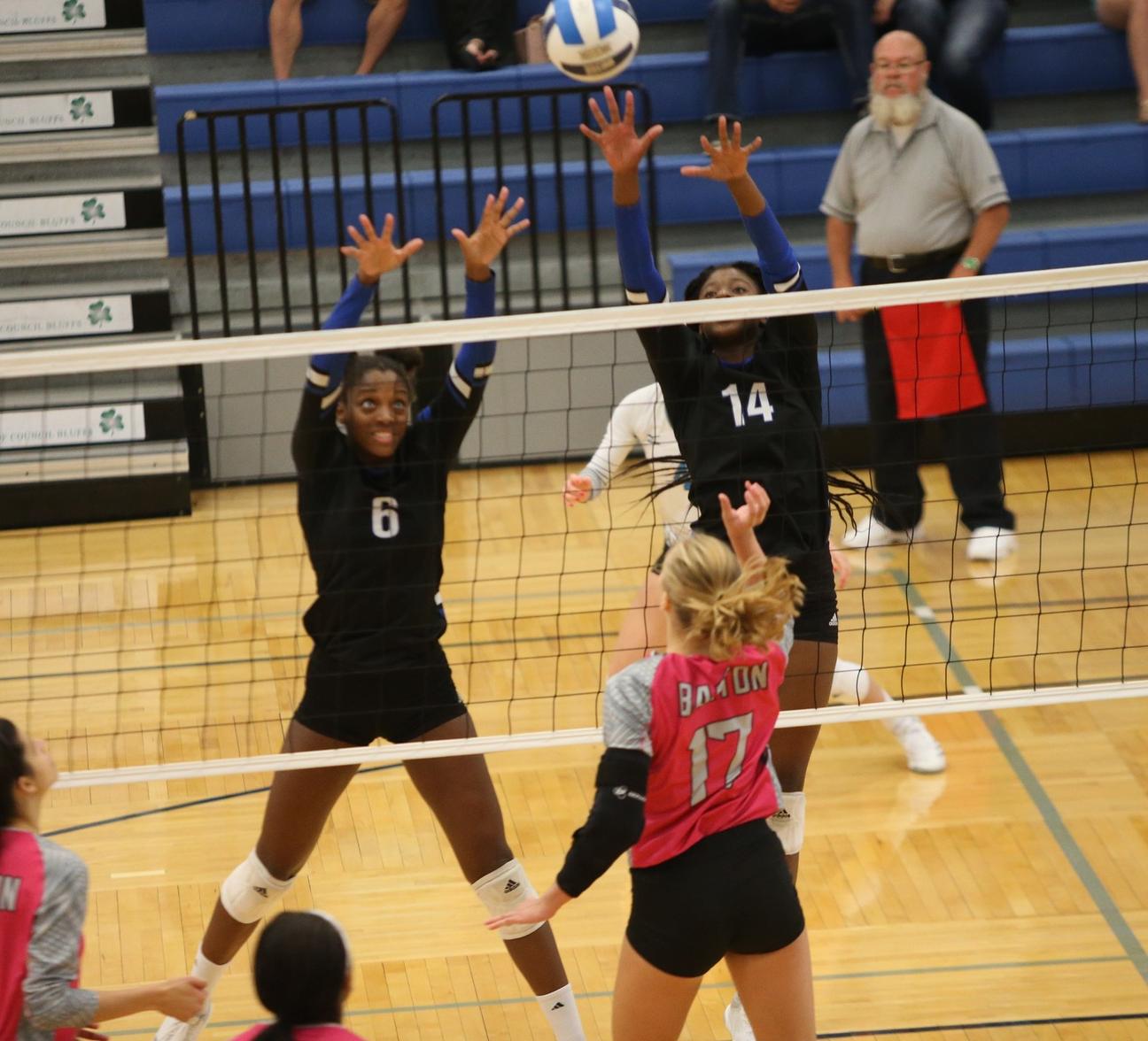 Reivers go 2-0 in opening day of Blue Dragon Classic