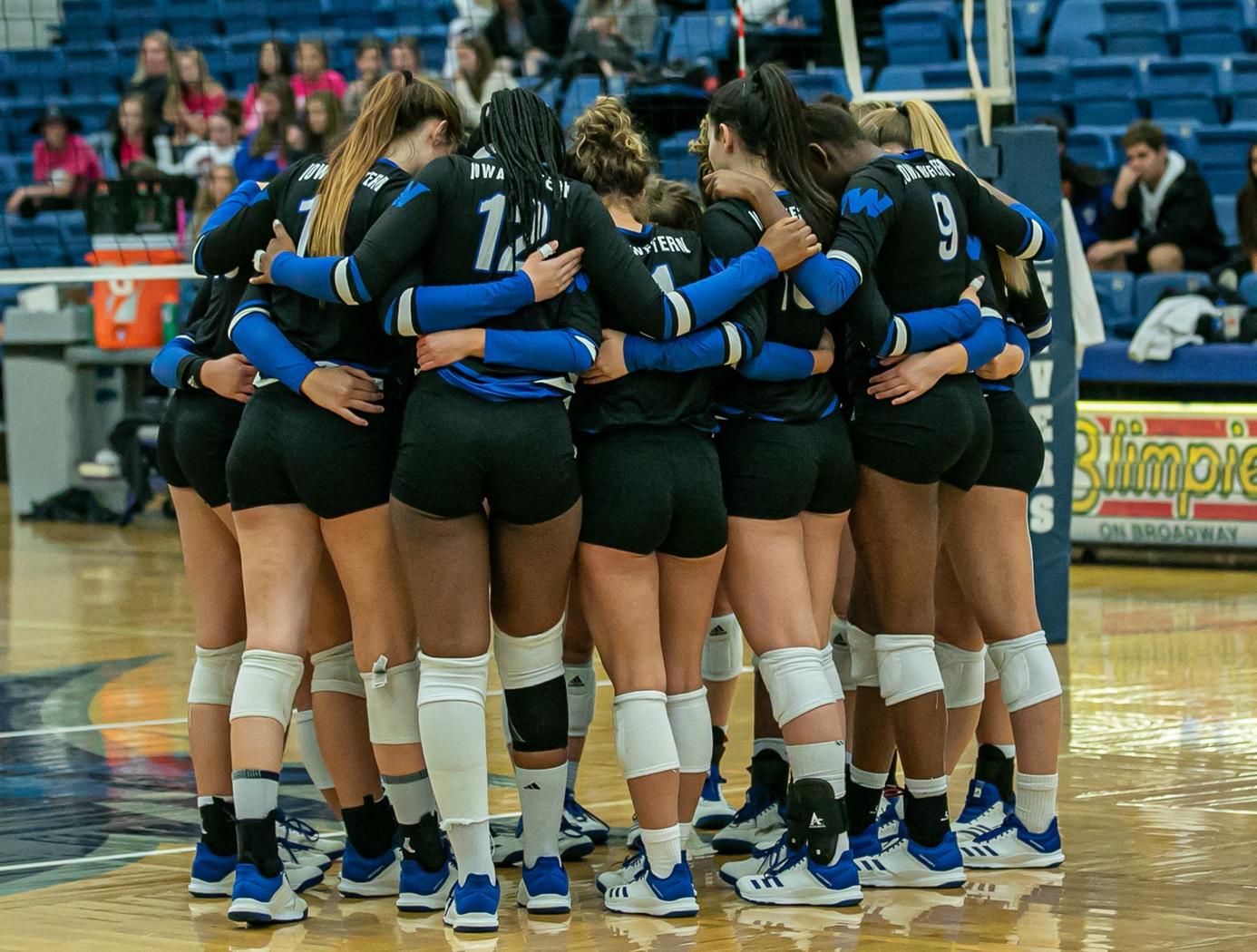 Champaign Tastes Like a Sweep for Reivers in Final Weekend