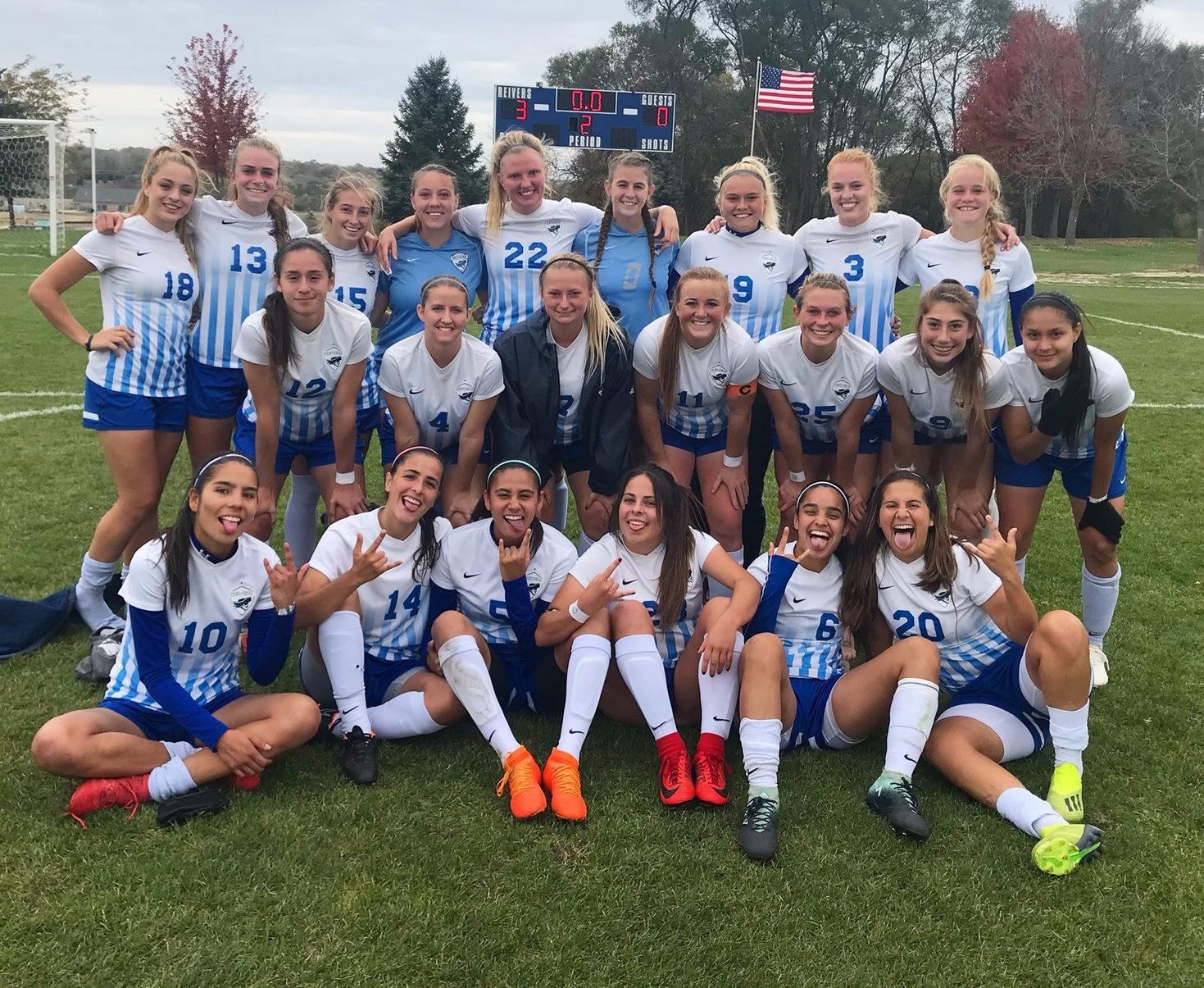 Reiver Women's Soccer advances to Region XI Championship following 3-0 win over Indian Hills in Semi-final match-up